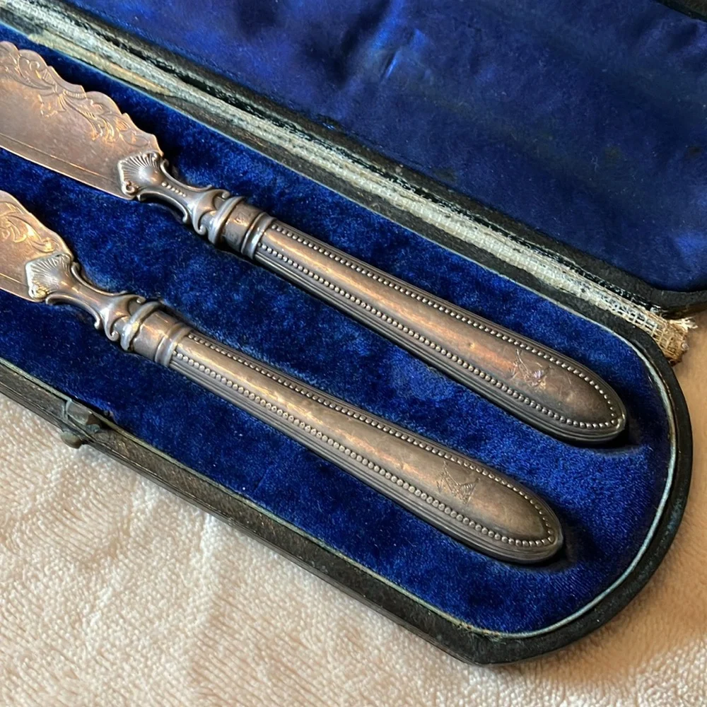 Antique 1800’s Mackay Cunningham & Co. silver master butter knives set in case